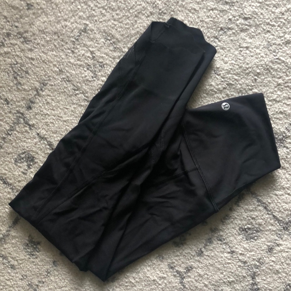Lululemon wunder under high rise scalloped hem